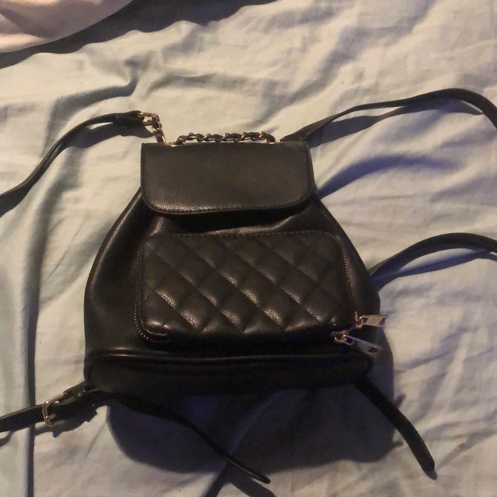 Black purse